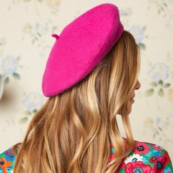 Basque Accessories - French Beret Ultra Basque Vibrant Genuine 100% Wool Czech Headwear